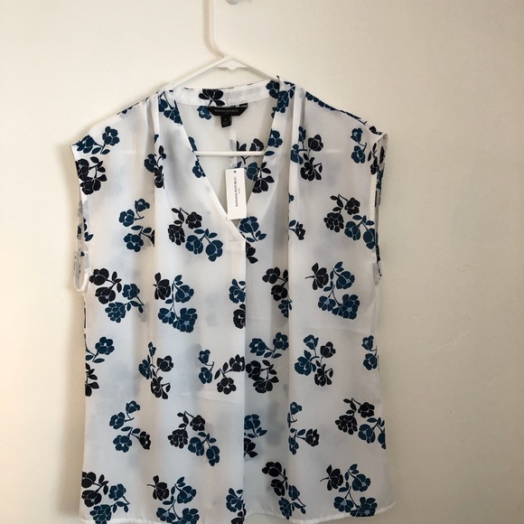 Banana Republic Tops - Banana Republic Floral Shirt